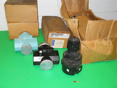 New wilkerson lrp-96-939 & other items, lot of 7, 