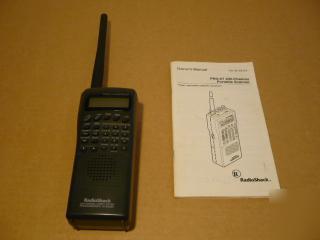 Radio shack pro-67 ~200~channel handheld police scanner