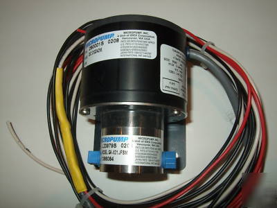 Precision gear pump idex micropump 80-550 ml/m 75 psi