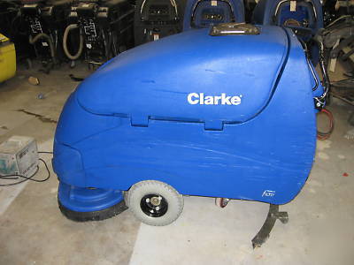 Clarke encore 33XP floor scrubber autoscrubber