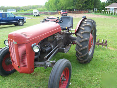 Massey ferguson 20 tractor drag and disc 