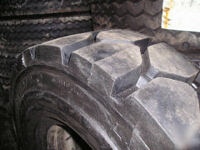 7.00-12 solid forklift tire recap 7.00X12 700X12 700-12
