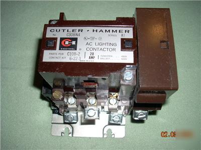 Cutler-hammer lightning contactor 20 amp C30BN4 4-pole