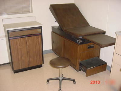 Hamilton medical exam bed / table + cabinet + stool