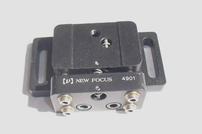 New focus four-axis aligner model 4901 kinematic stage