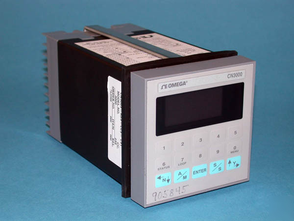 Omega CN3000 controller CN3003-RS3-CC3-L31
