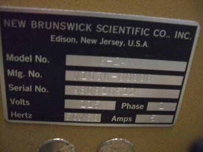 New brunswick sci G24 environmental incubator shaker