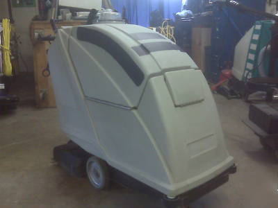Tennant, nobles falcon 2800 carpet extractor, cleaner