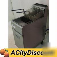 Imperial 40LB gas deep fat chicken / fish fryer used