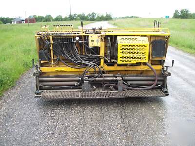 1999 gehl 1438 asphalt paver (nice machine)