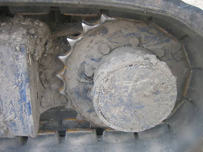 Komatsu mini excavator rubber track 10' dig , 6500LB