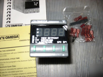 Omega CN900A autotune controller w/dual relay output
