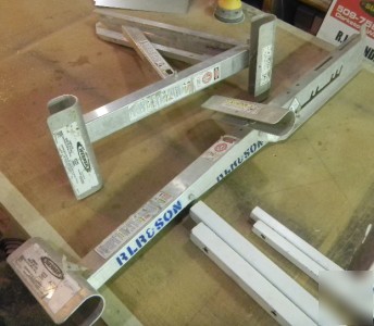 Werner aluminum ladder jacks long body #10-20-02 (pr)