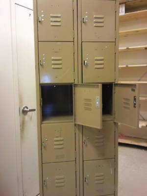 Metal lockers used storage 10 openings retail $550
