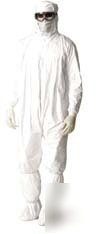 Vwr hooded coveralls made with dupont tyvek isoclean