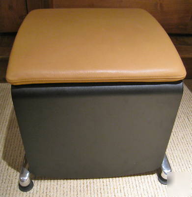 Steelcase leapÂ® leather ottoman / laptop table (honey)