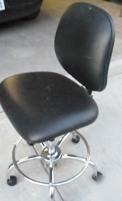 Biofit black vinyl office chair adjustable ergonomic