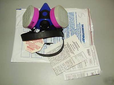 New survivair series 2000 half mask respirator, small