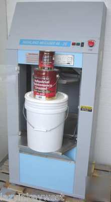 Highland 4020 multi can paint shaker/ mixer