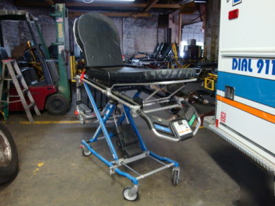 Ferno powerflexx power ambulance stretcher cot stryker 