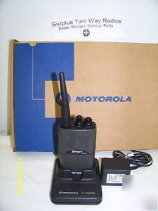 Motorola spirit MV24CVS 4CH 2 watt vhf bussiness radio 