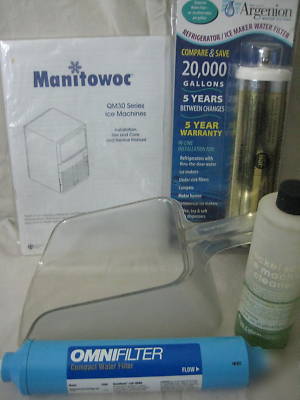 Manitowoc QM30 undercounter ice machine/maker 65LB cap.