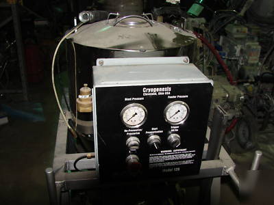 Cryogenesis model 125 asm accelerator dry ice blasting