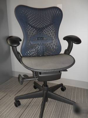 Herman miller mirra chair blue adjustable height & tilt