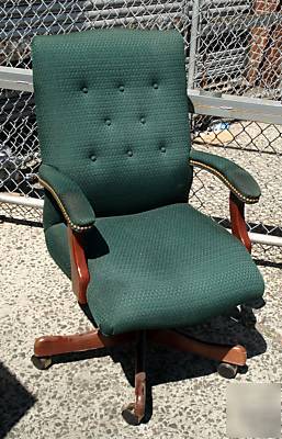Hon deluxe executive office chair sugg list $599