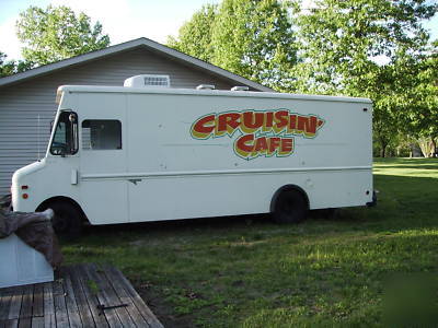 Used concession wagon cruisin cafe concession truck 