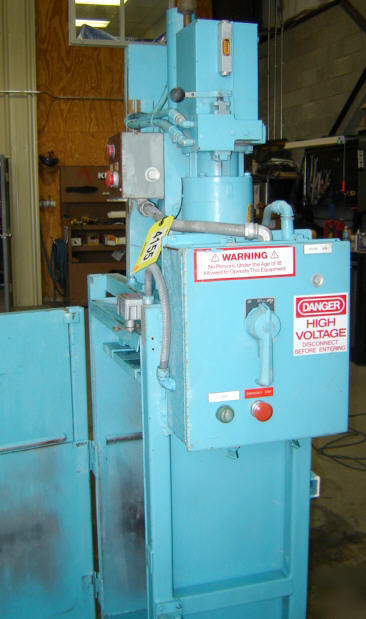 Consolidated baling machine co bag compactor / baler
