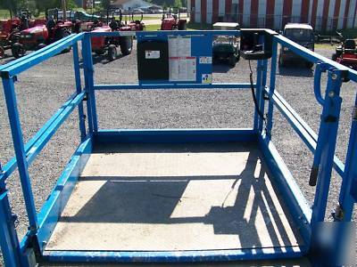 2007 genie GS3384 rt scissor lift - aerial - boom