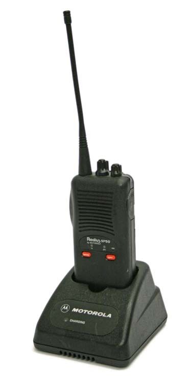 Motorola radius SP50 2-way radio P94YQT20G2AA +charger