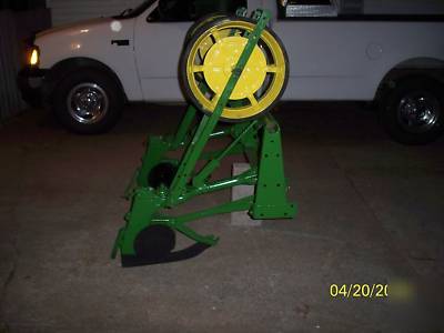 Two row 3 point john deere planter foodplot no 