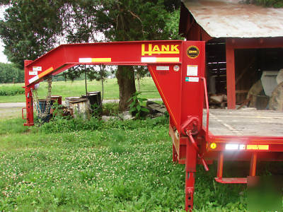 Hank 32 ft 21000 lb gvw goose neck trailer