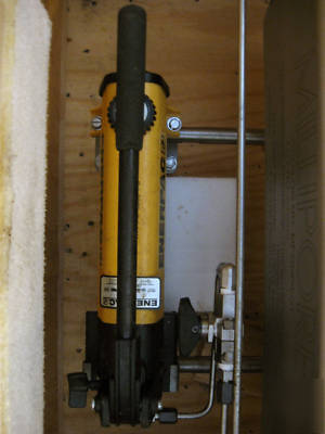 Millipore pilot scale holder