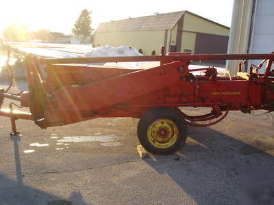 New holland 273 square baler w/ #30 thrower super sweep