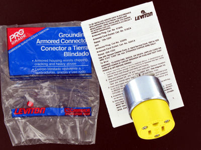 Lot 5 nema 5-15 15A 125V leviton armored cord connector