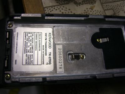 Kenwood tk-270 vhf 140~175 mhz portable radio ht w/chgr