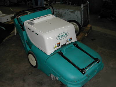 Tennant 6080 walk behind sweeper 81 hrs 90 day warranty