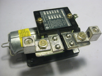 New allen bradley 810-A14AR relay current transformer
