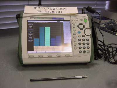 Anritsu mt-8220A umts master-spectrum analyzer