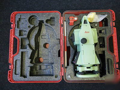 Leica TCR307 total station - excellent condition