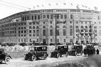 Poster - photo of yankee stadium on opening day - P1003