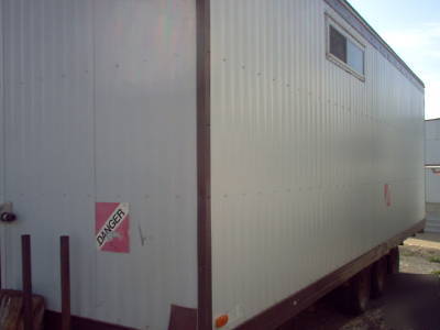  heavy duty enclosed 28' x 8' storage/shop/car trailer