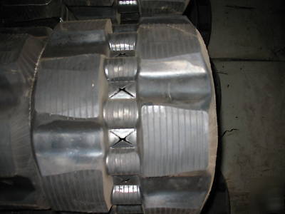 Bobcat model T200,t 200,864 rubber tracks 320X86X52 b