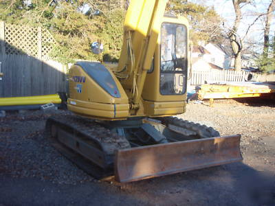 Komatsu PC75UU2 a/c and radio