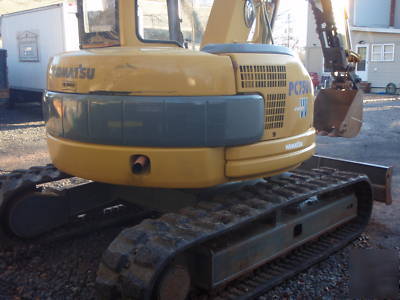 Komatsu PC75UU2 a/c and radio