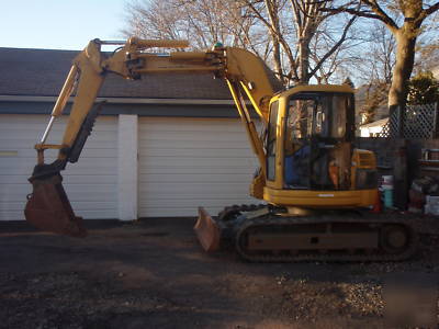 Komatsu PC75UU2 a/c and radio