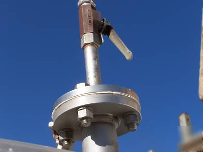 Jacketed 1250 gal stainless mixing tank $3250.00